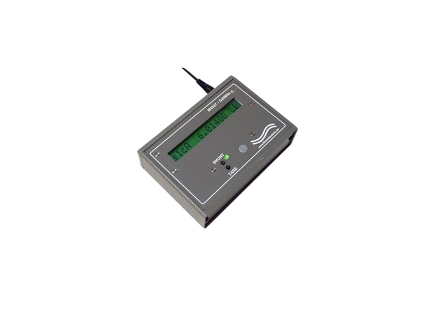 Digital Signal Conditioner with Auto Identifying Display